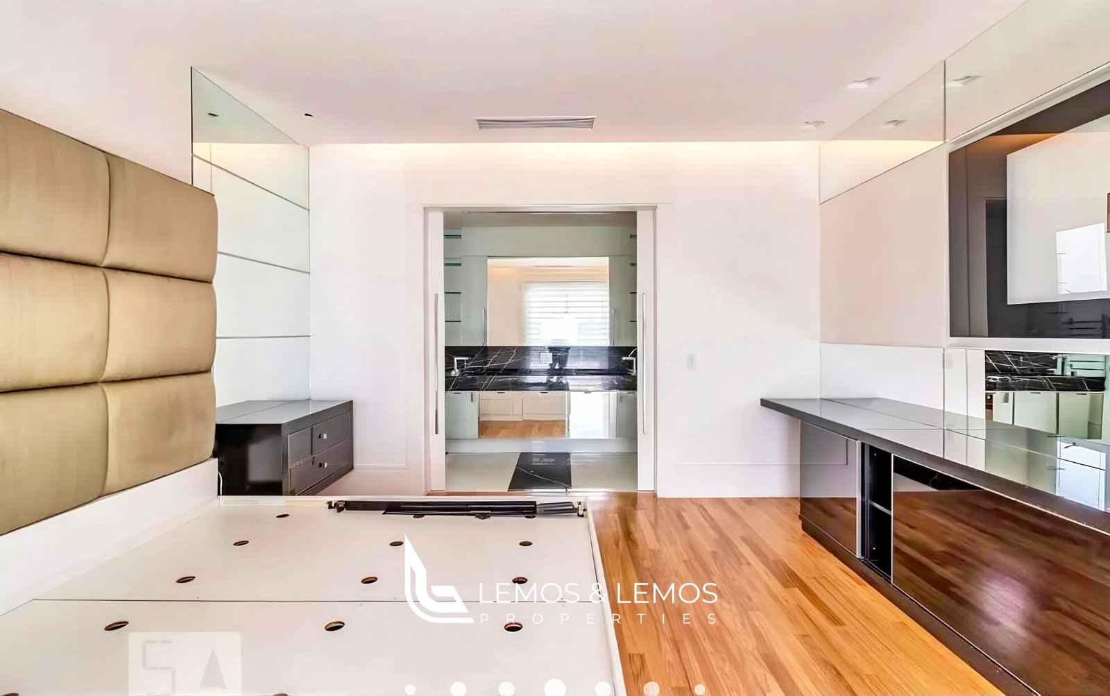 retouch_2024100718273938