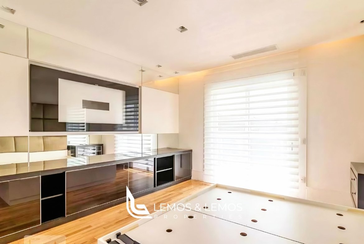 retouch_2024100718281122