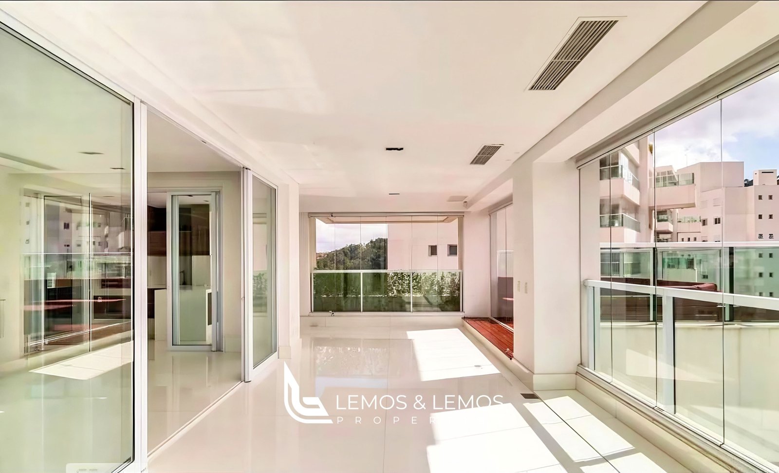 retouch_2024100718313402