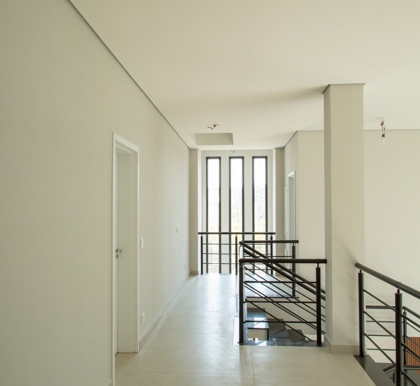 WhatsApp Image 2025-05-08 at 17.30.23 (1)