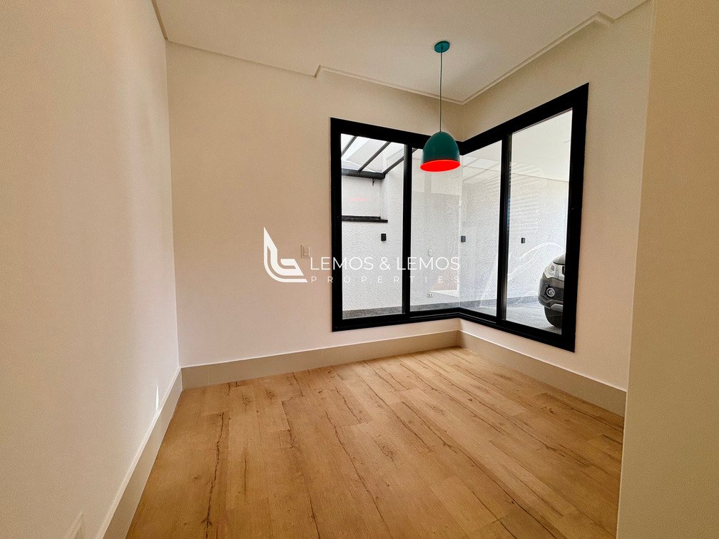 1B48BDD3-9EC4-48BF-B428-22480C0B586D