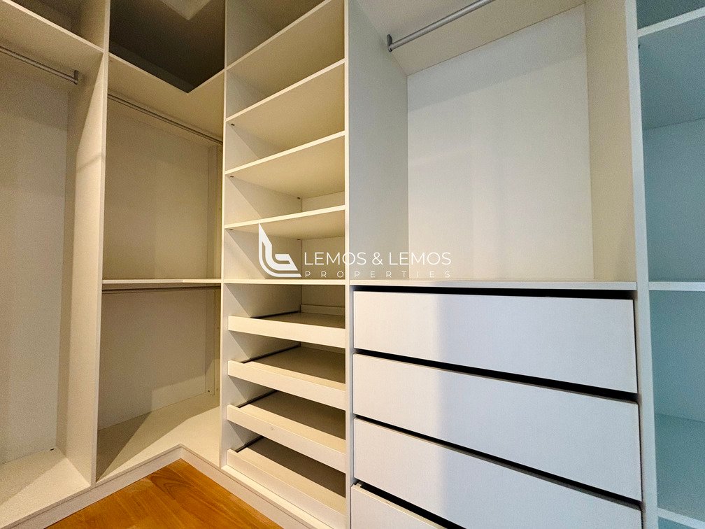 4146881E-4D26-4E43-A8BA-104F710DDC9C