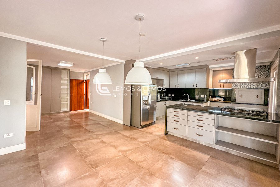 20240903_175310804_iOS